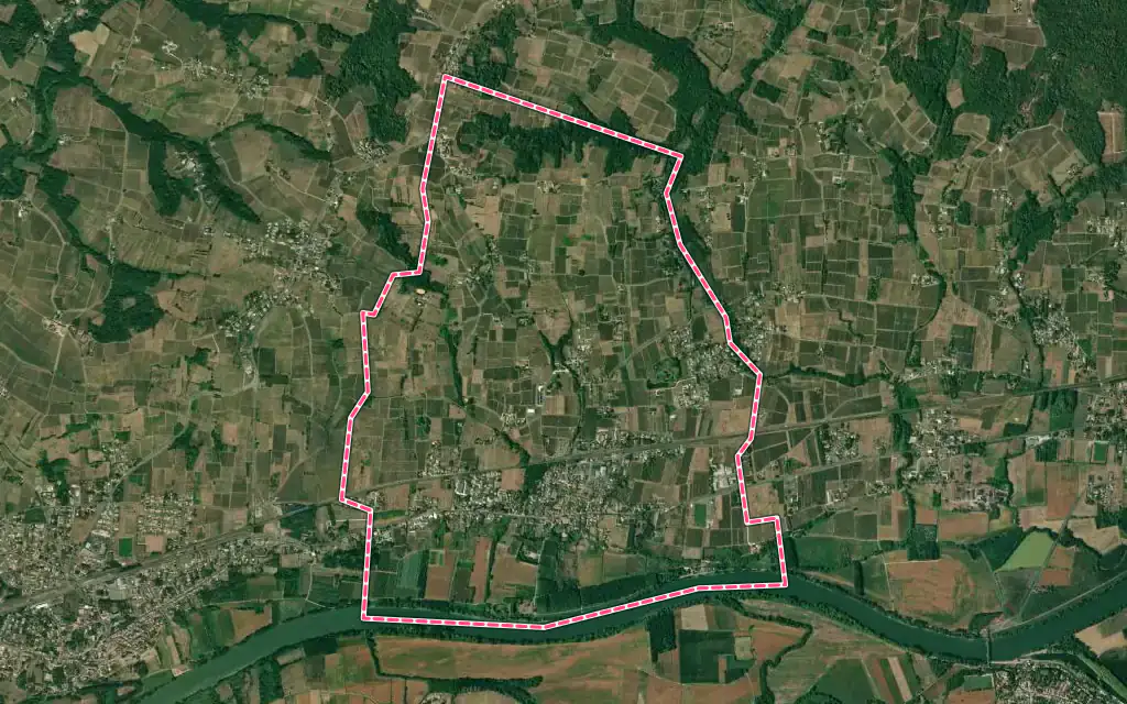 Vue satellite de Saint-Pierre-d'Aurillac avec ses contours administratifs