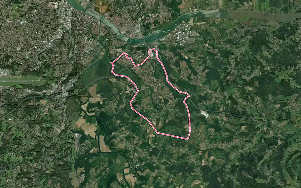 Vue satellite de Saint-Pierre-d'Irube avec ses contours administratifs