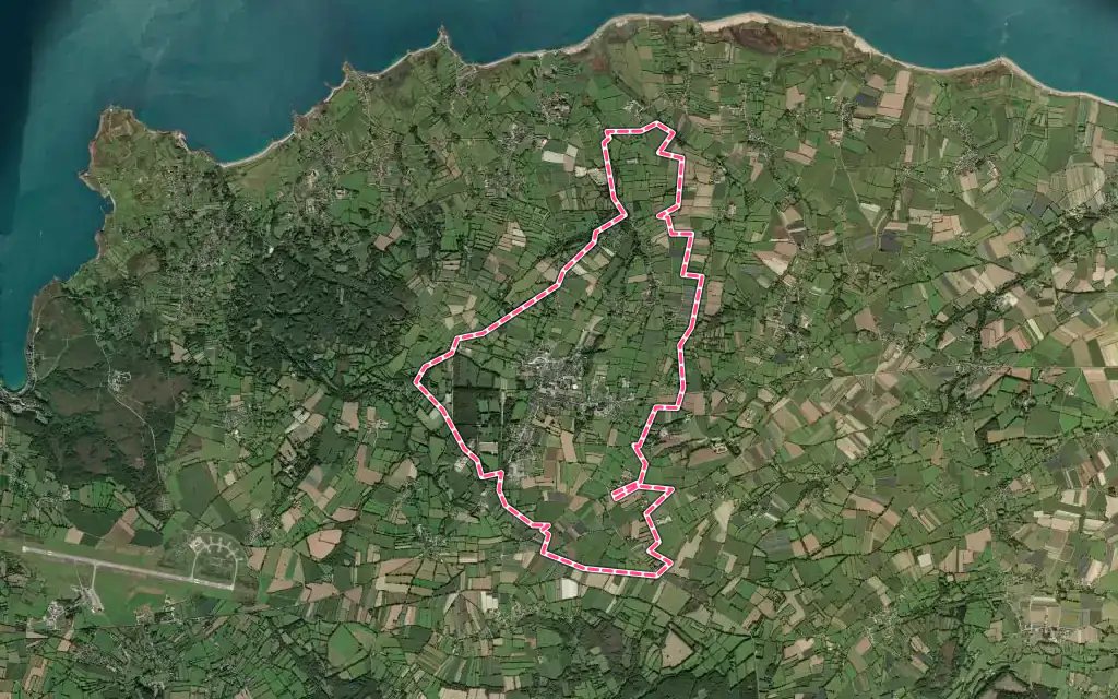 Vue satellite de Saint-Pierre-Église avec ses contours administratifs