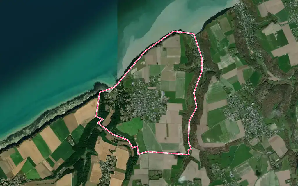 Vue satellite de Saint-Pierre-en-Port avec ses contours administratifs