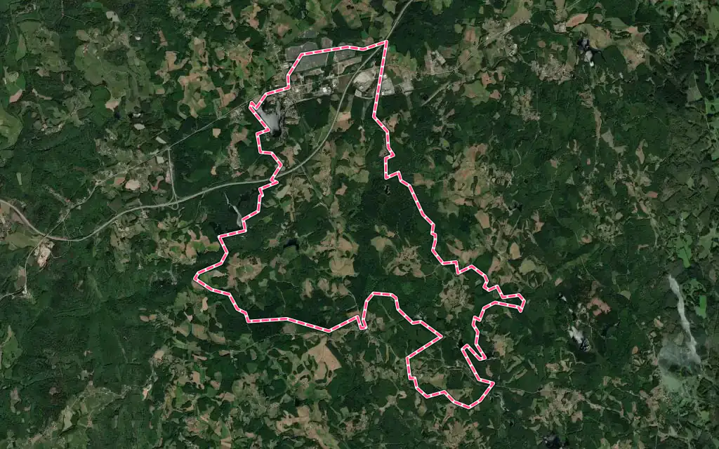 Vue satellite de Saint-Priest-de-Gimel avec ses contours administratifs