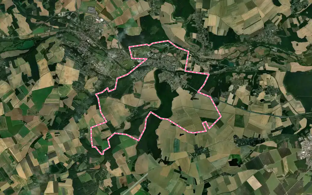 Vue satellite de Saint-Rémy-sur-Avre avec ses contours administratifs
