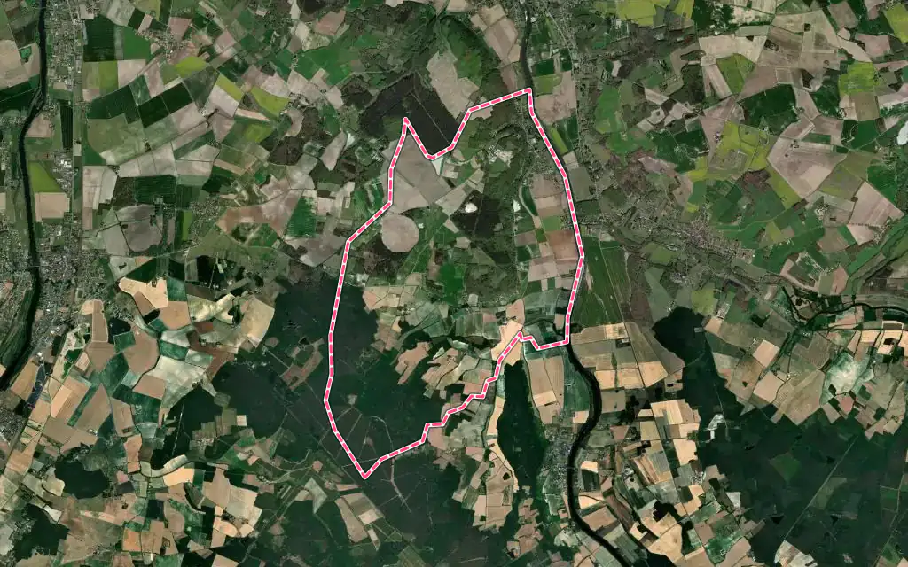 Vue satellite de Saint-Rémy-sur-Creuse avec ses contours administratifs