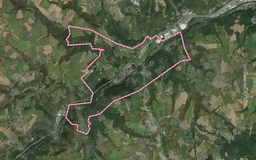 Vue satellite de Saint-Romain-en-Gier avec ses contours administratifs