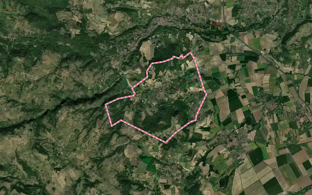 Vue satellite de Saint-Sandoux avec ses contours administratifs