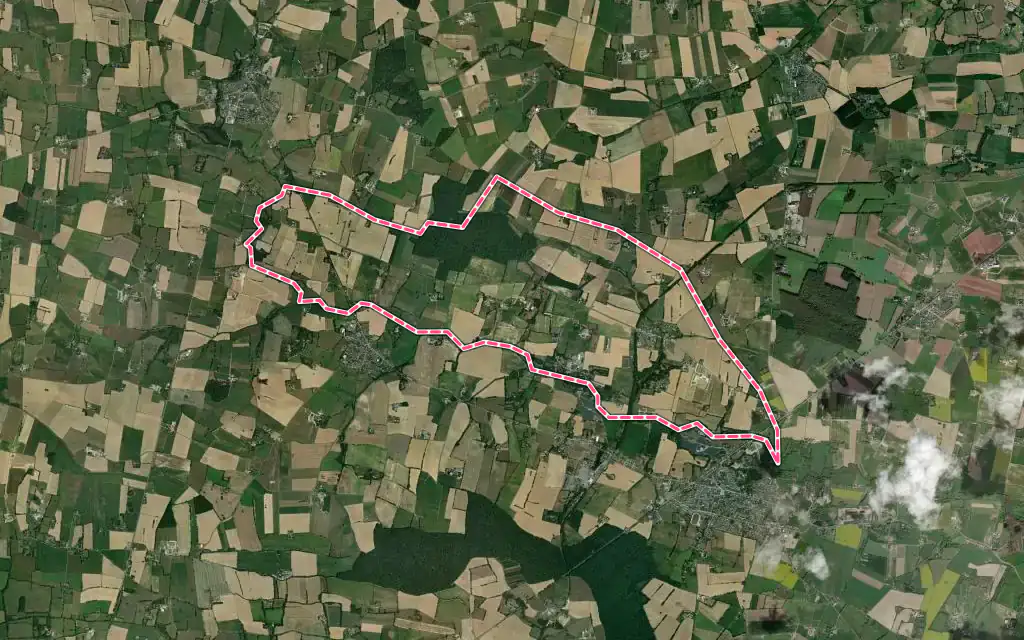 Vue satellite de Saint-Saturnin-du-Limet avec ses contours administratifs
