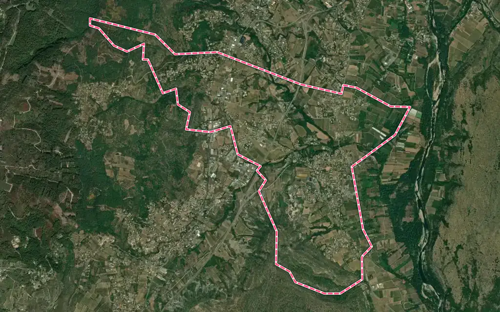 Vue satellite de Saint-Sernin avec ses contours administratifs