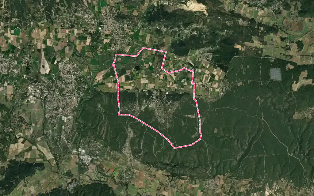 Vue satellite de Saint-Siffret avec ses contours administratifs