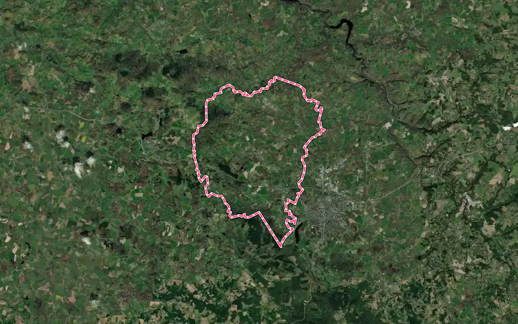 Vue satellite de Saint-Sulpice-le-Guérétois avec ses contours administratifs