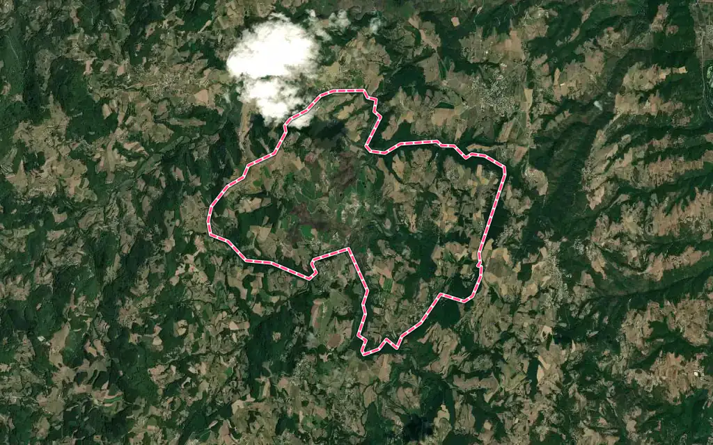 Vue satellite de Saint-Sylvestre avec ses contours administratifs