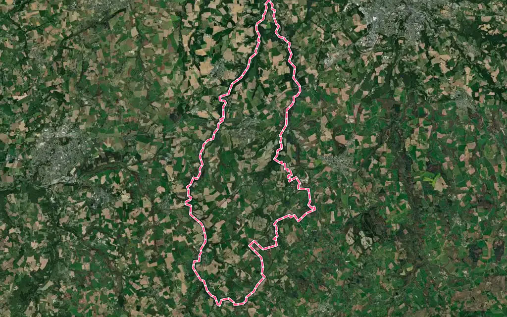 Vue satellite de Saint-Thégonnec Loc-Eguiner avec ses contours administratifs