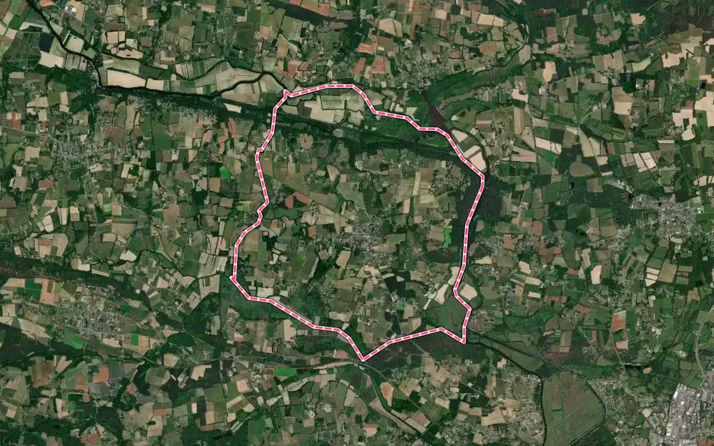 Vue satellite de Saint-Vincent-sur-Oust avec ses contours administratifs