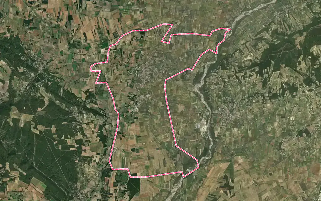 Vue satellite de Sainte-Cécile-les-Vignes avec ses contours administratifs
