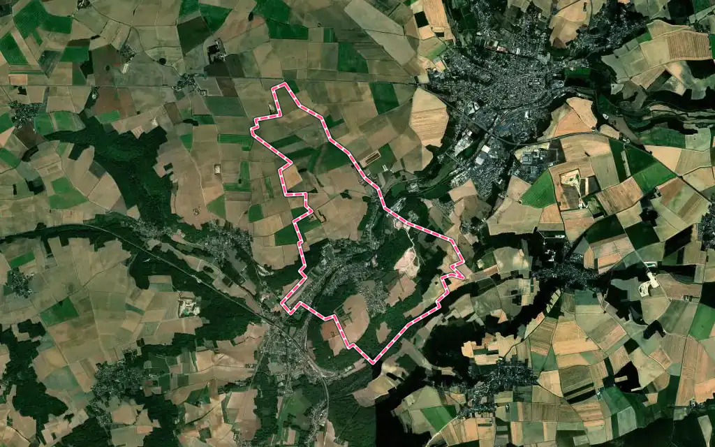 Vue satellite de Sainte-Colombe avec ses contours administratifs