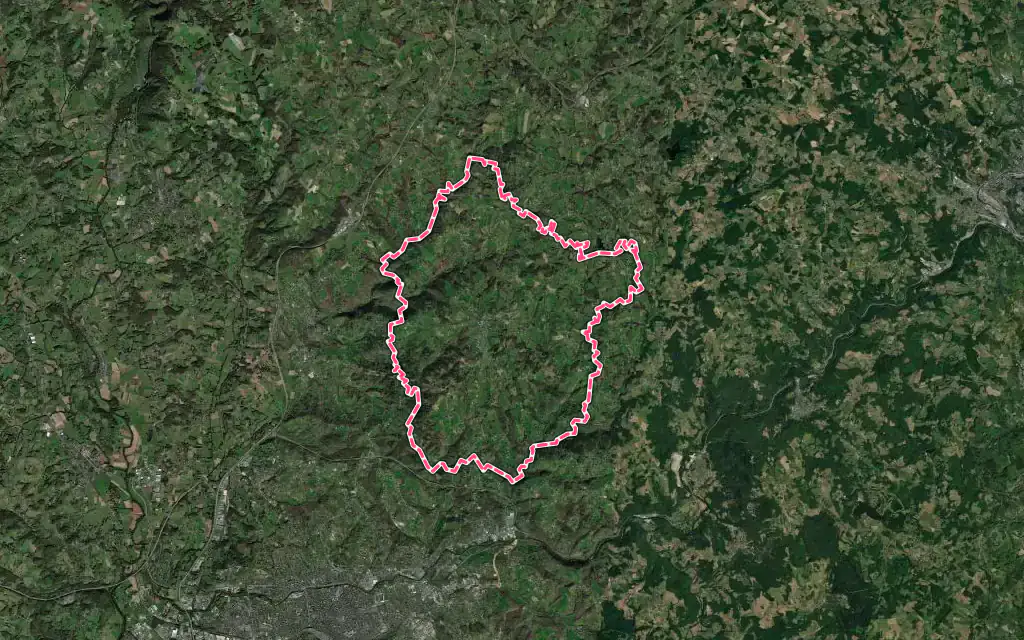 Vue satellite de Sainte-Féréole avec ses contours administratifs