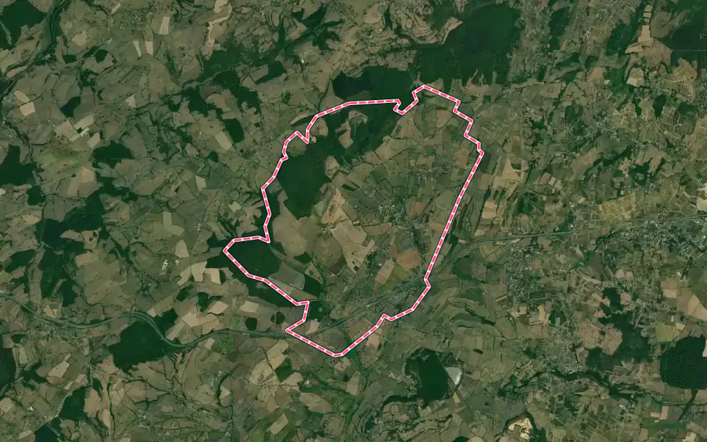 Vue satellite de Sainte-Hélène avec ses contours administratifs