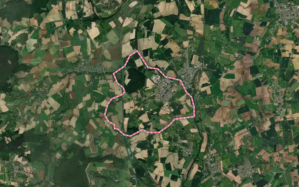 Vue satellite de Sainte-Jamme-sur-Sarthe avec ses contours administratifs