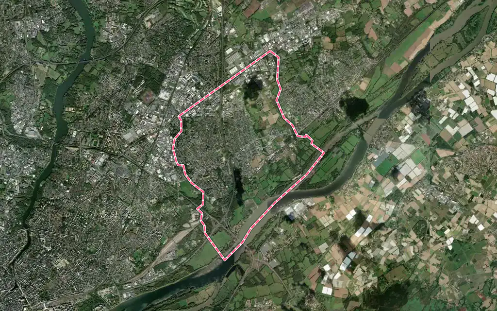 Vue satellite de Sainte-Luce-sur-Loire avec ses contours administratifs