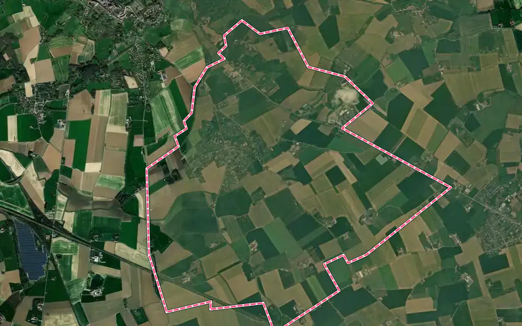 Vue satellite de Sainte-Marie-Cappel avec ses contours administratifs