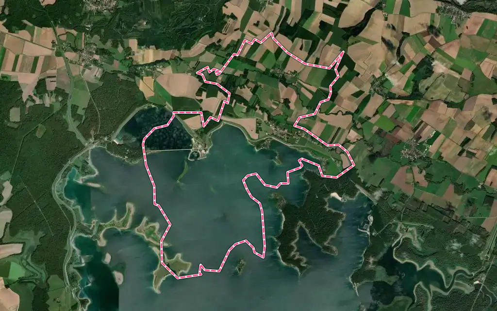 Vue satellite de Sainte-Marie-du-Lac-Nuisement avec ses contours administratifs