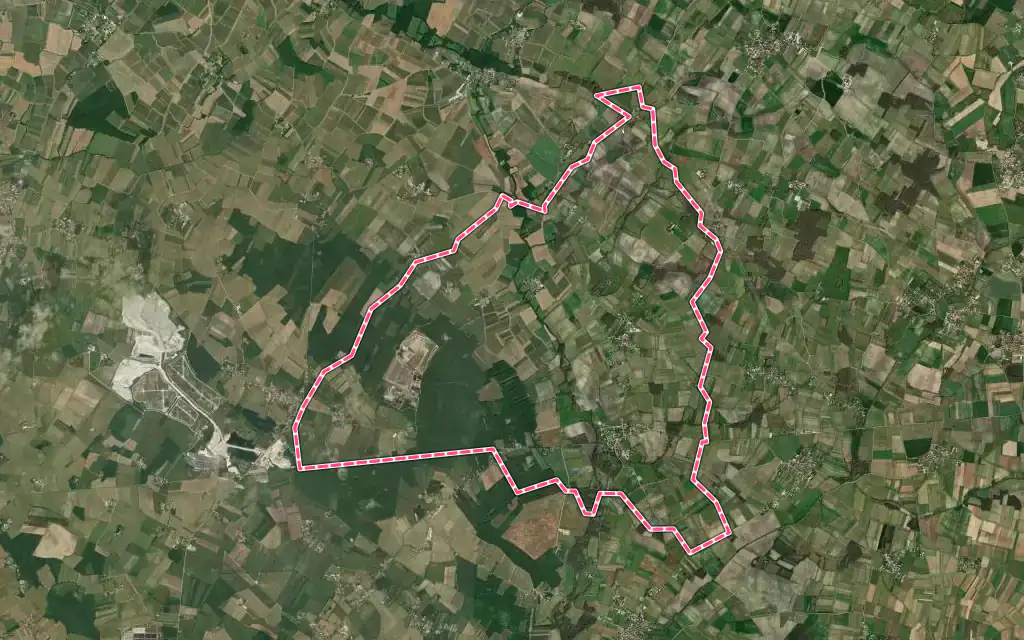Vue satellite de Sainte-Sévère avec ses contours administratifs