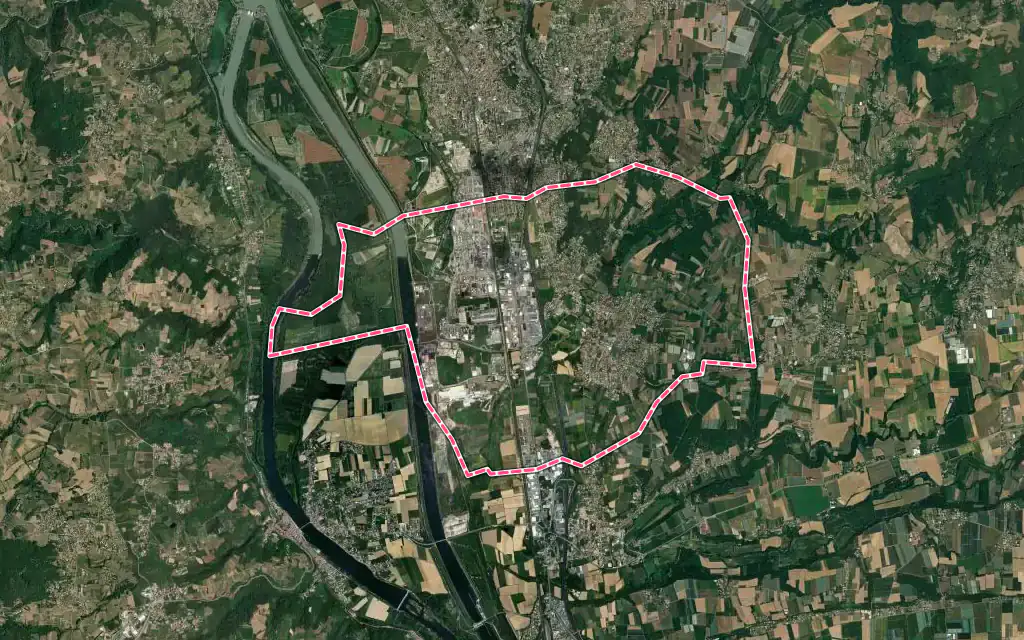 Vue satellite de Salaise-sur-Sanne avec ses contours administratifs