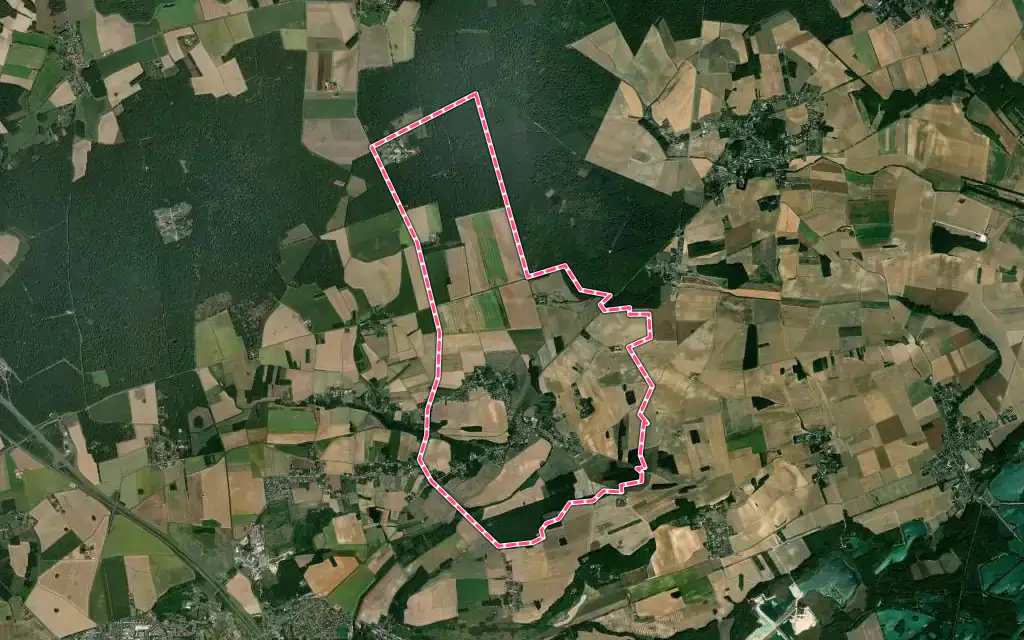 Vue satellite de Salins avec ses contours administratifs