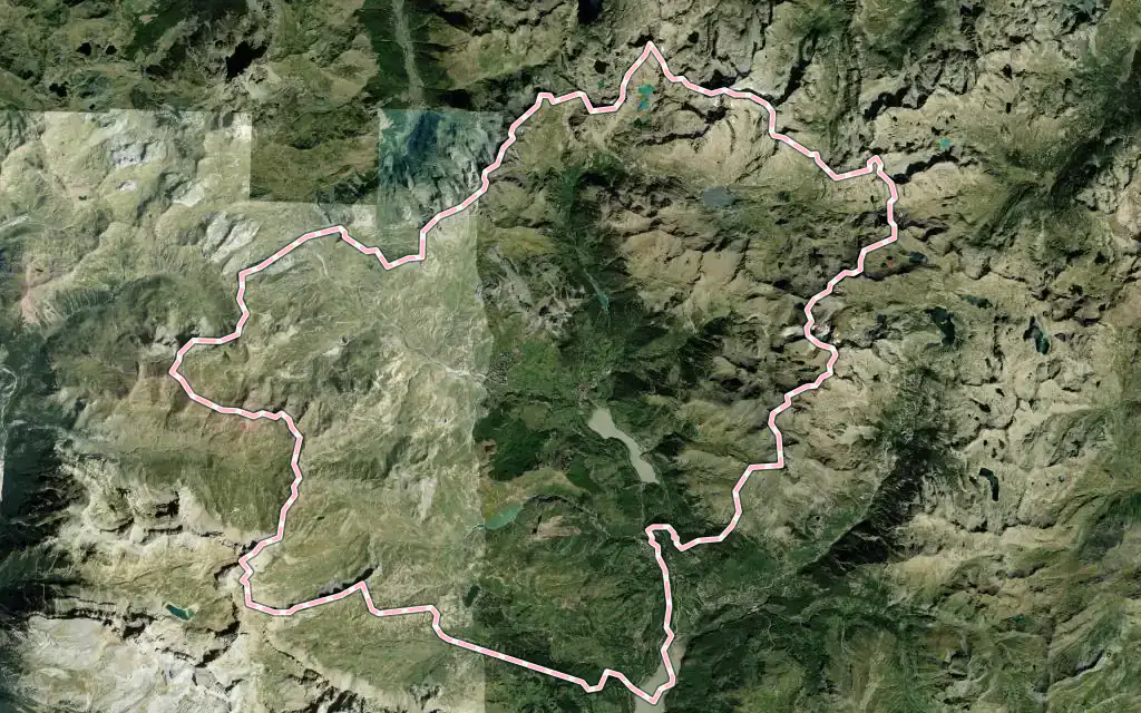 Vista satélite de Sallent de Gállego con su contorno administrativo