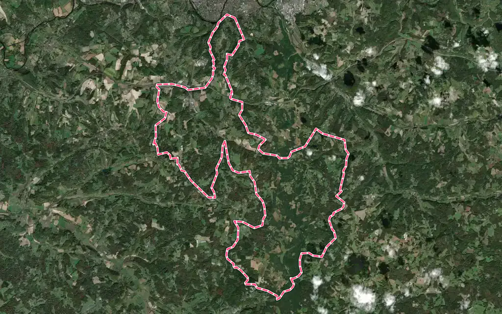 Vue satellite de Sanilhac avec ses contours administratifs