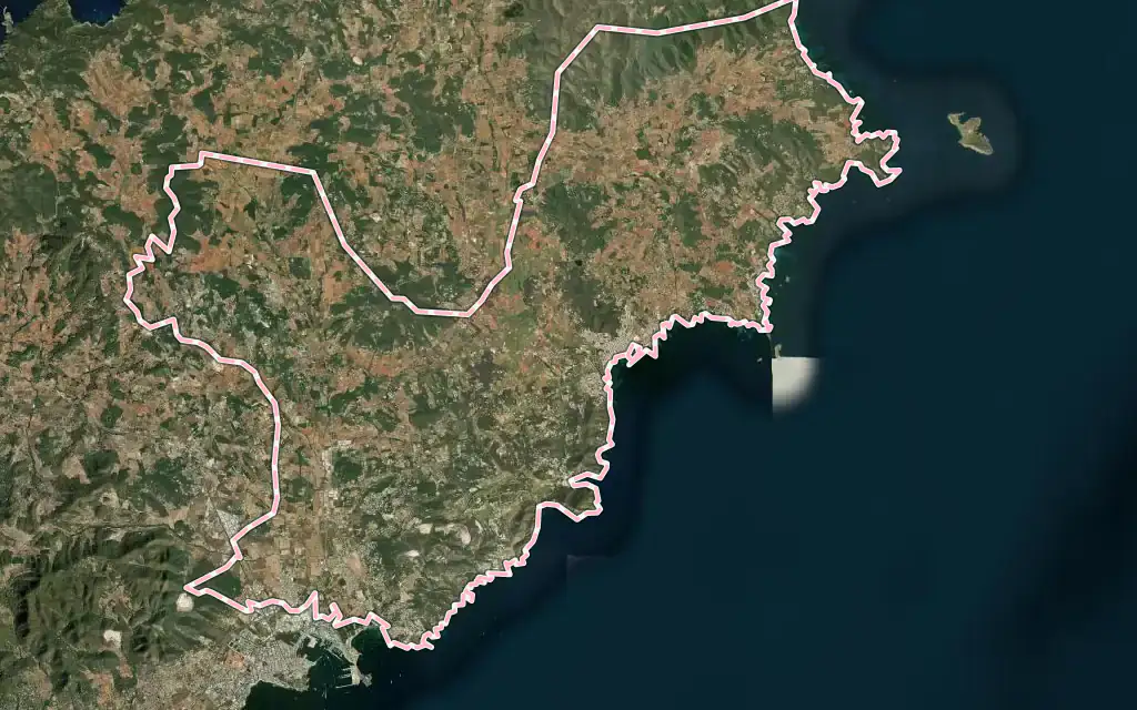 Vista satélite de Santa Eulària des Riu con su contorno administrativo