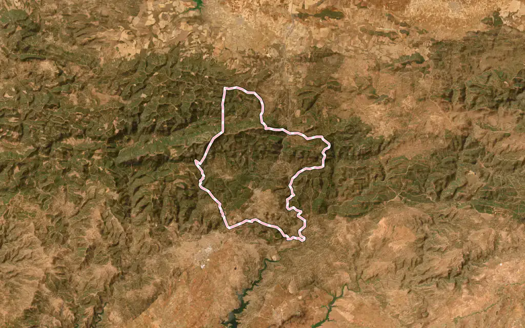 Vista satélite de Santa Elena con su contorno administrativo