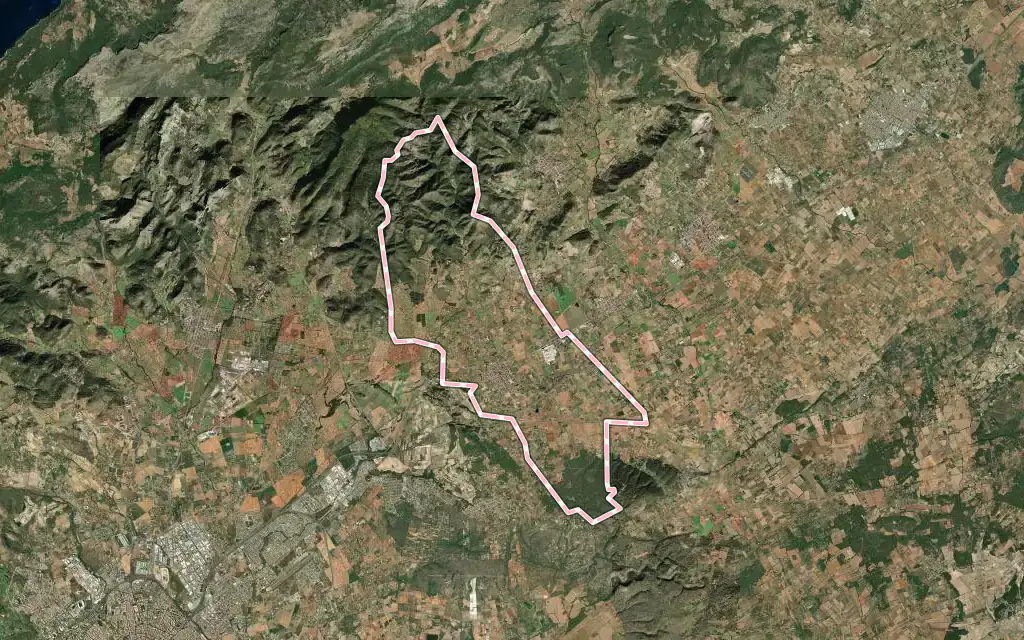 Vista satélite de Santa Maria del Camí con su contorno administrativo