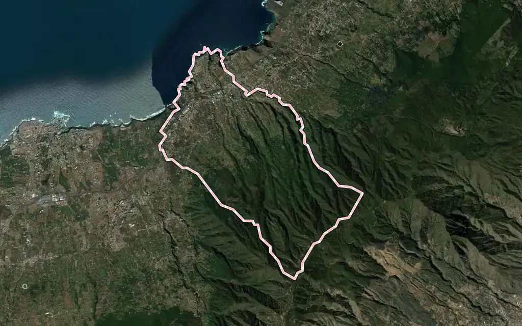 Vista satélite de Santa Úrsula con su contorno administrativo