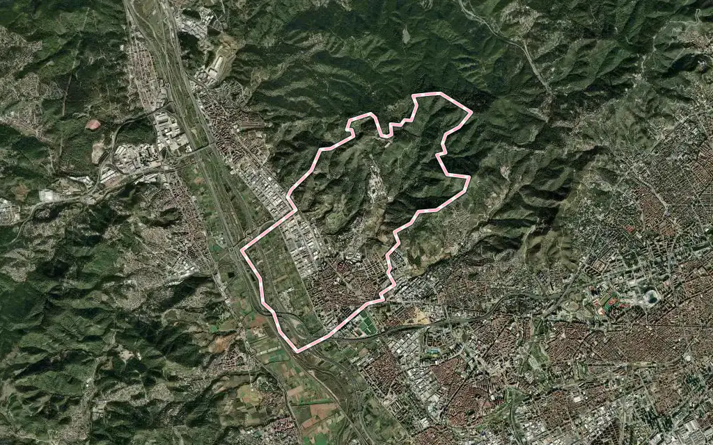 Vista satélite de Sant Feliu de Llobregat con su contorno administrativo
