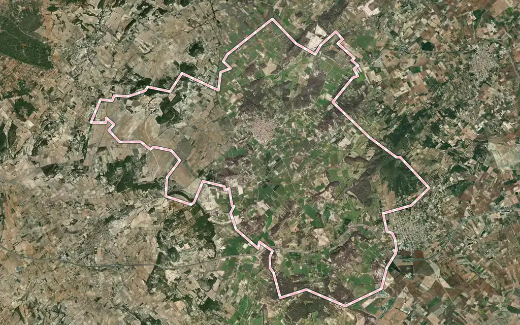 Vista satélite de Sant Joan con su contorno administrativo