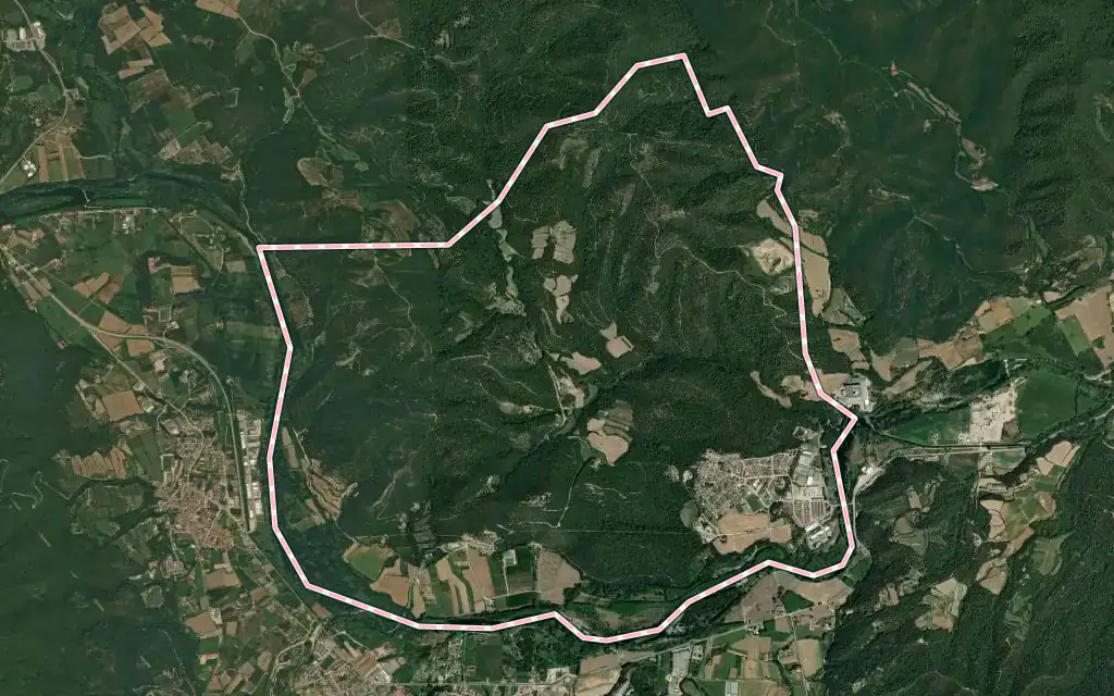 Vista satélite de Sant Julià del Llor i Bonmatí con su contorno administrativo