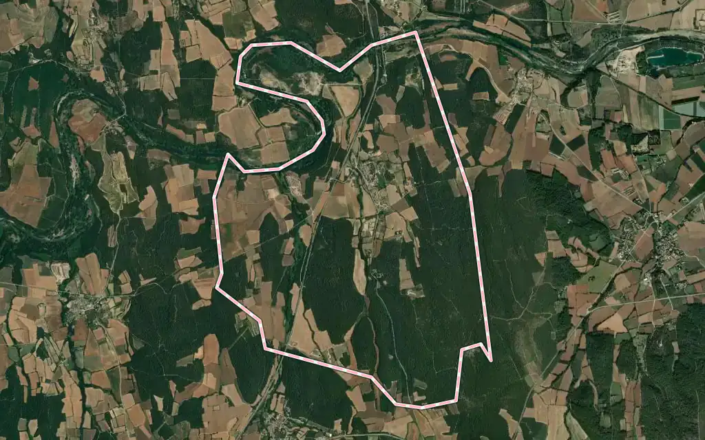 Vista satélite de Sant Mori con su contorno administrativo