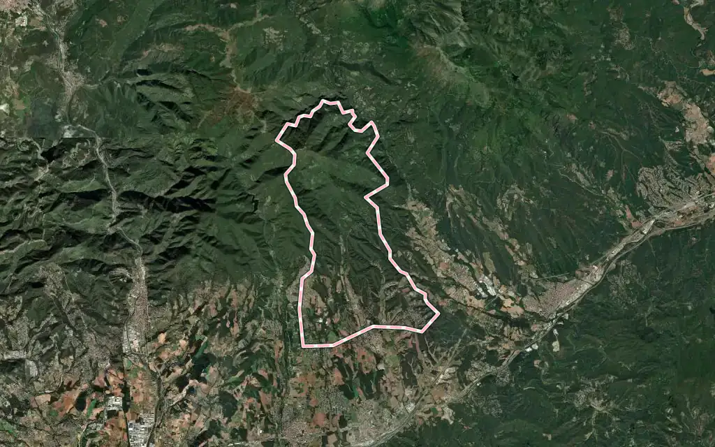 Vista satélite de Sant Pere de Vilamajor con su contorno administrativo