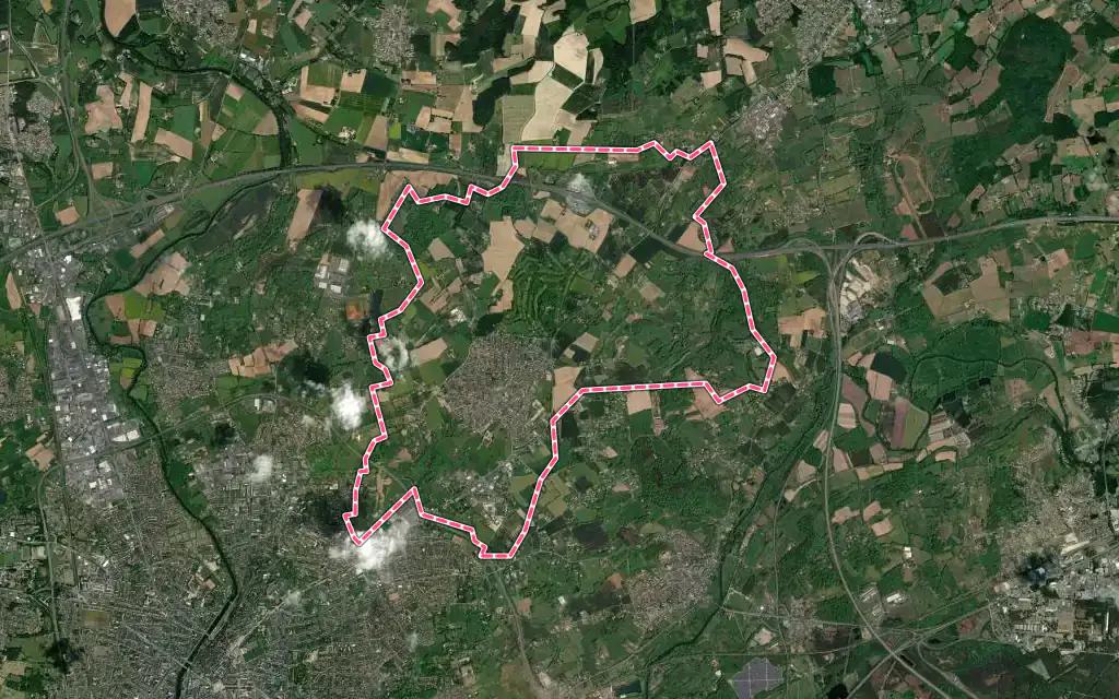 Vue satellite de Sargé-lès-le-Mans avec ses contours administratifs