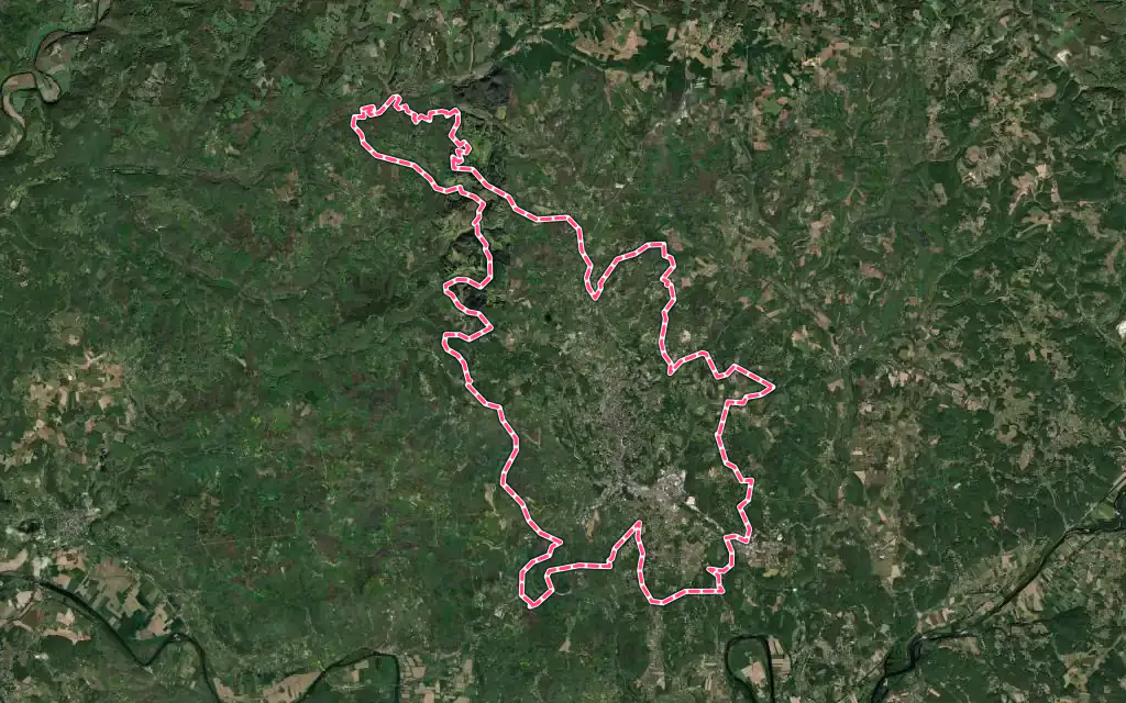 Vue satellite de Sarlat-la-Canéda avec ses contours administratifs