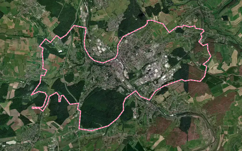 Vue satellite de Sarreguemines avec ses contours administratifs