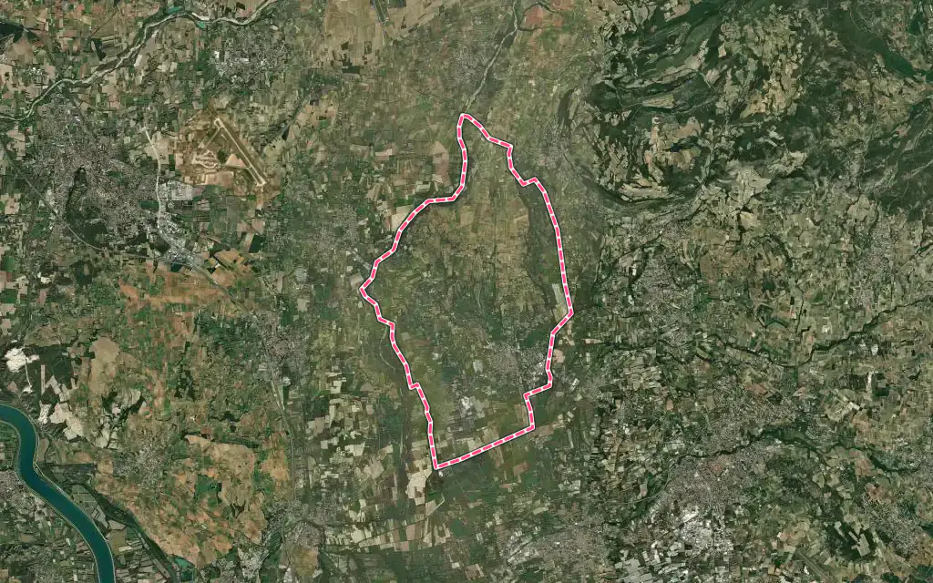 Vue satellite de Sarrians avec ses contours administratifs