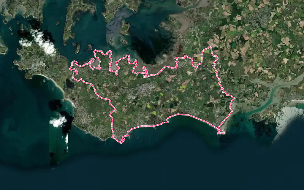 Vue satellite de Sarzeau avec ses contours administratifs