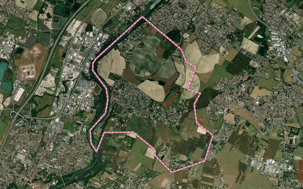 Vue satellite de Saubens avec ses contours administratifs