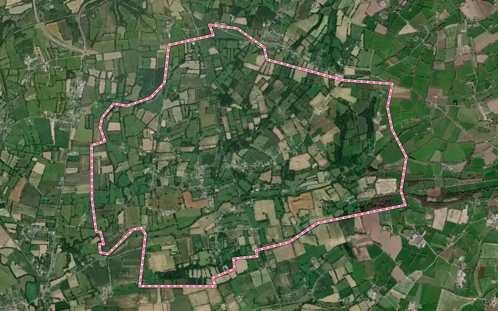 Vue satellite de Saussey avec ses contours administratifs