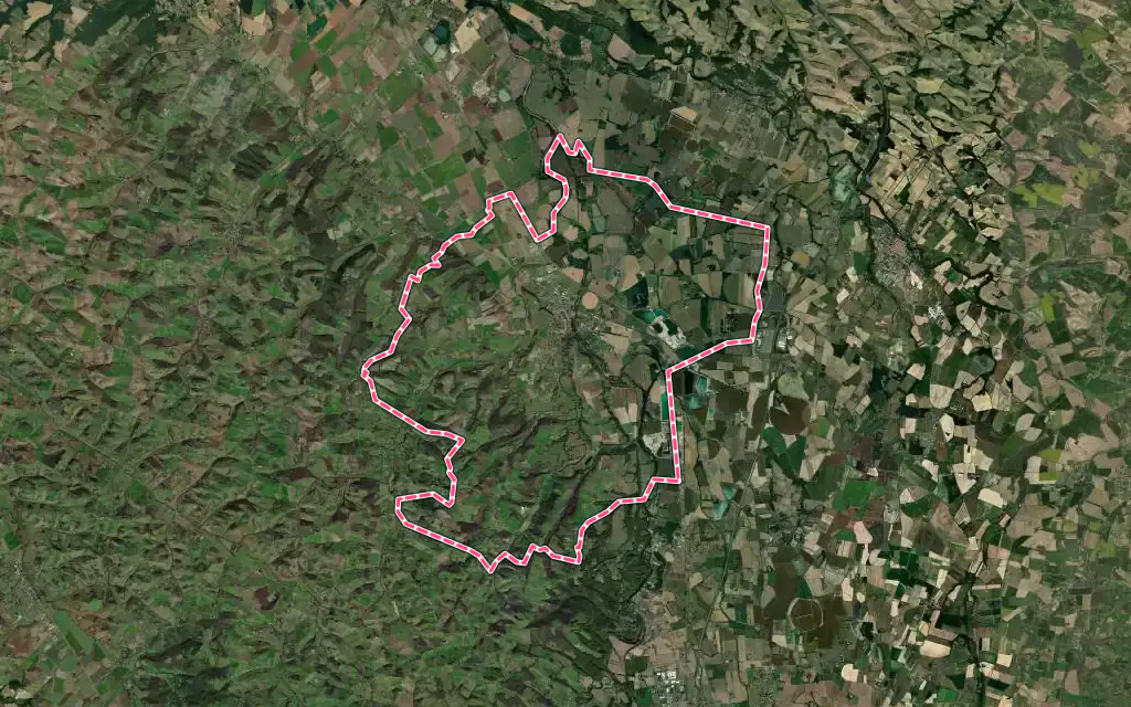 Vue satellite de Saverdun avec ses contours administratifs