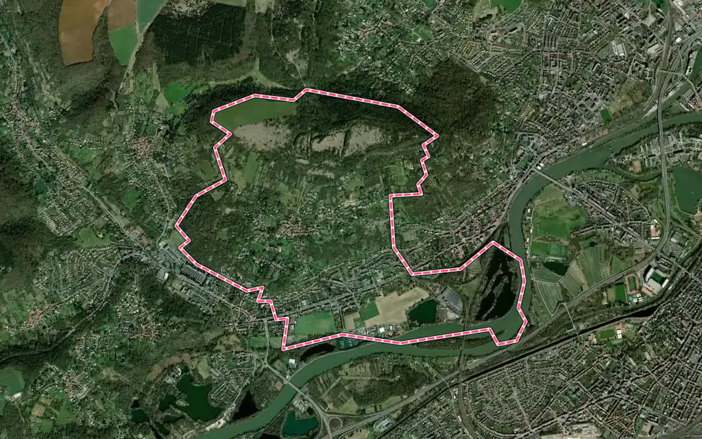 Vue satellite de Scy-Chazelles avec ses contours administratifs