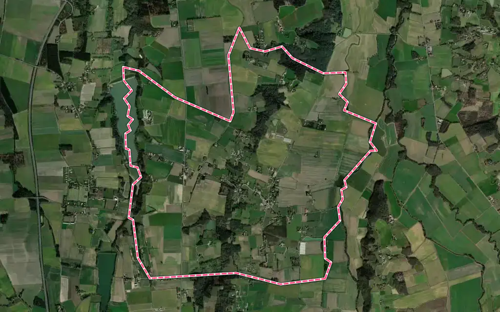 Vue satellite de Ségos avec ses contours administratifs