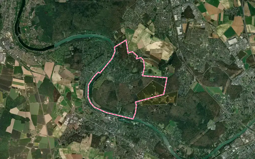Vue satellite de Seine-Port avec ses contours administratifs