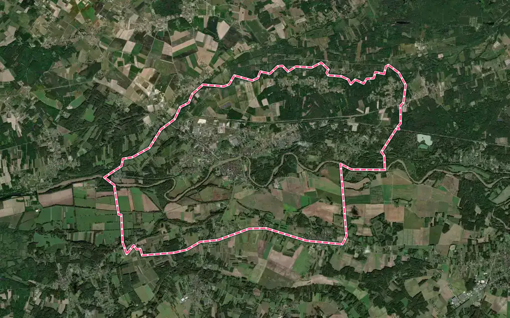 Vue satellite de Selles-sur-Cher avec ses contours administratifs